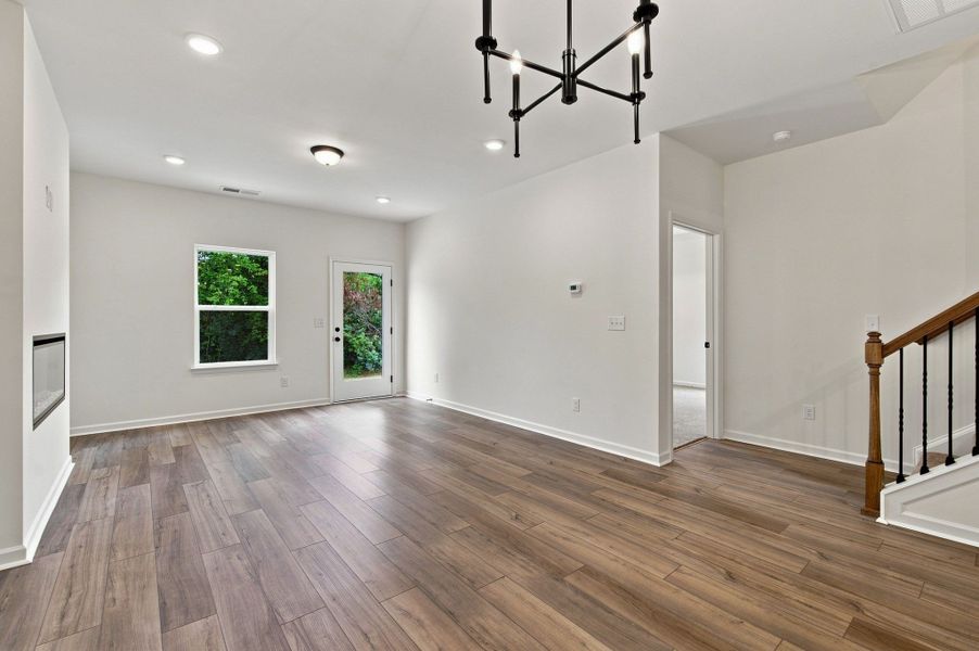 Spacious, unfurnished interior of a new home in Spring Branch, Smyrna (Image 20).