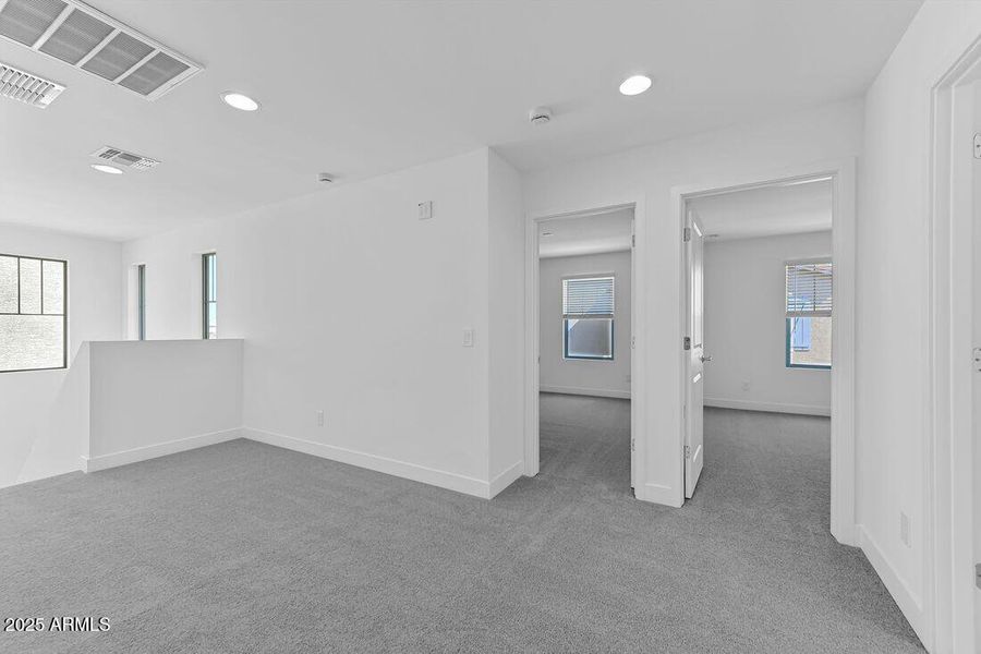 9986 W PICCADILLY Road - Ready Now!