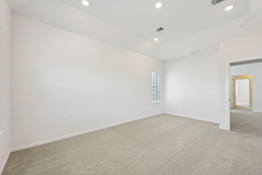 Photo is not of the actual home, but is an inspirational photo of builder’s model home and may depict options, furnishings, and/or decorator features that are not included Photo is not of the actual home, but is an inspirational photo of builder’s model home and may depict options, furnishings, and/or decorator features that are not included