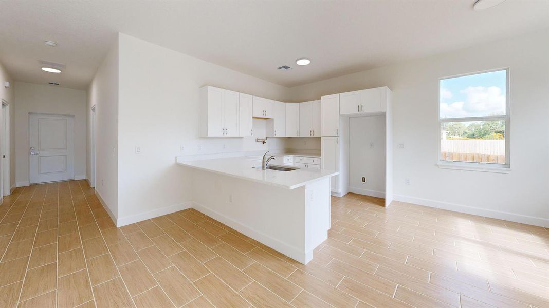 8050-97th-Ct-Vero-Beach-FL-32967-Kitchen 8050-97th-Ct-Vero-Beach-FL-32967-Kitchen