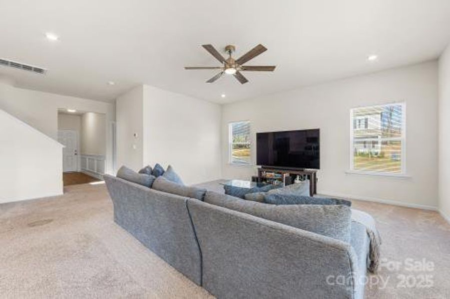 Furnished interior view inside a new home in Wilora Pond, Charlotte (Image 28). Furnished interior view inside a new home in Wilora Pond, Charlotte (Image 28).