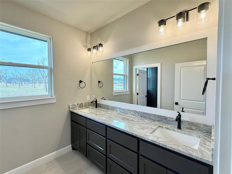 Furnished interior view inside a new home in , Granbury (Image 8).