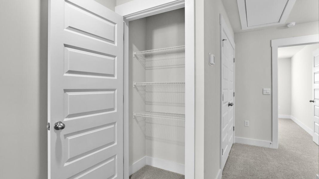 Spacious, unfurnished interior of a new home in Indigo Preserve Townhomes, Leland (Image 17).