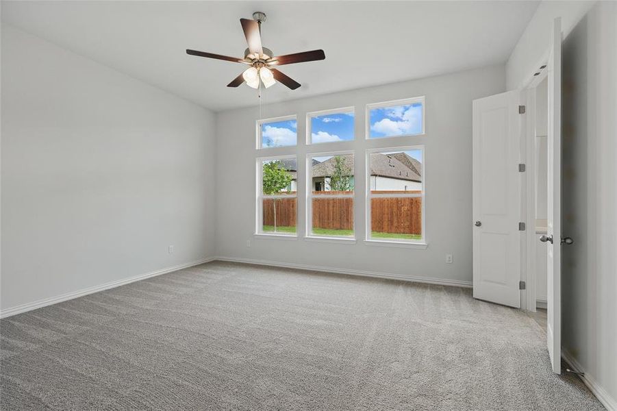 Spacious, unfurnished interior of a new home in Westside Preserve Premier, Midlothian (Image 19).