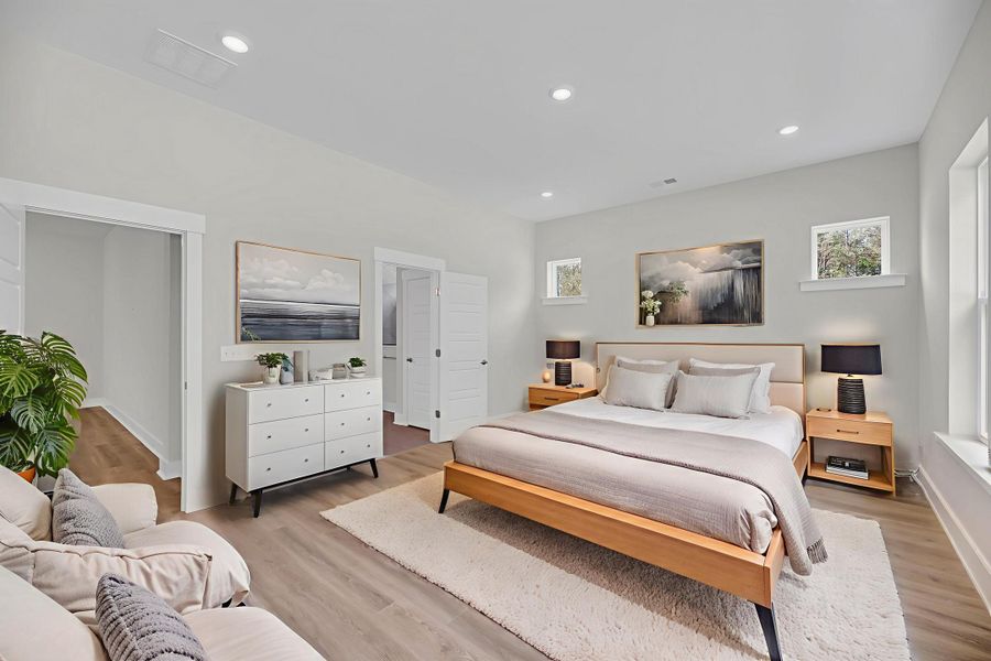 Furnished interior view inside a new home in Hidden Ponds Reserve, Awendaw (Image 6). Furnished interior view inside a new home in Hidden Ponds Reserve, Awendaw (Image 6).