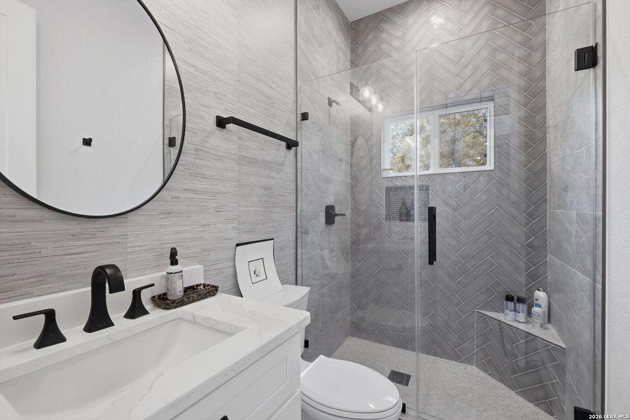 Furnished interior view inside a new home in , Canyon Lake (Image 11).