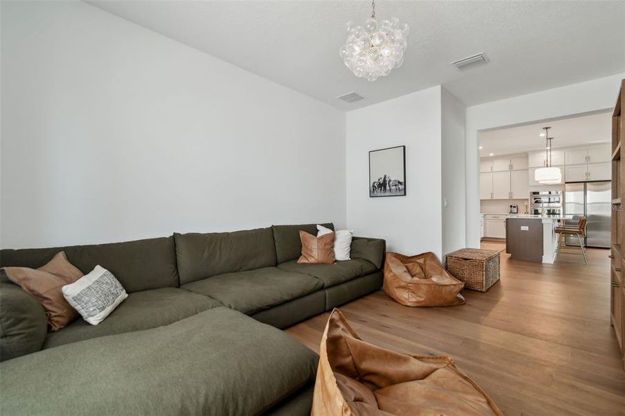 Furnished interior view inside a new home in Waterset, Apollo Beach (Image 67). Furnished interior view inside a new home in Waterset, Apollo Beach (Image 67).