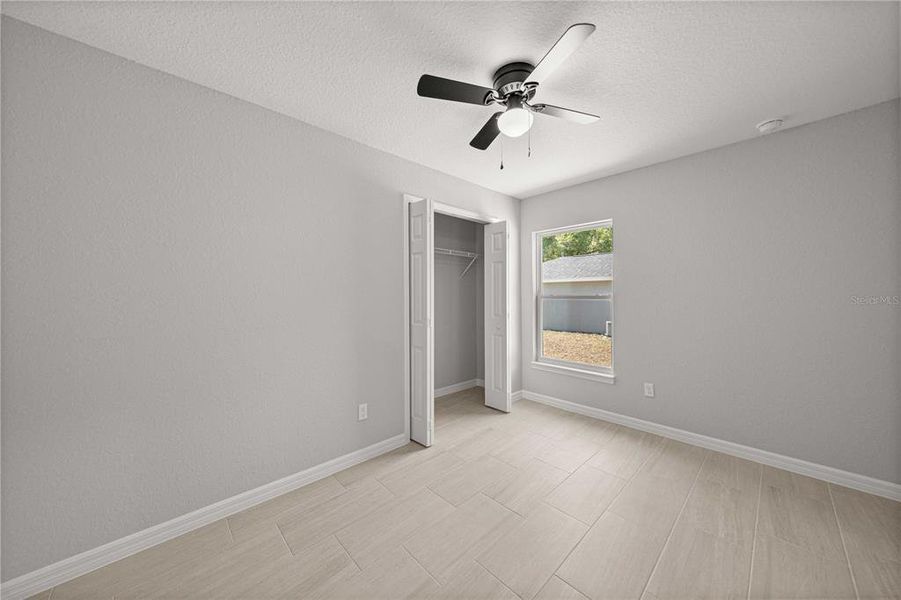 Spacious, unfurnished interior of a new home in , Dunnellon (Image 15).