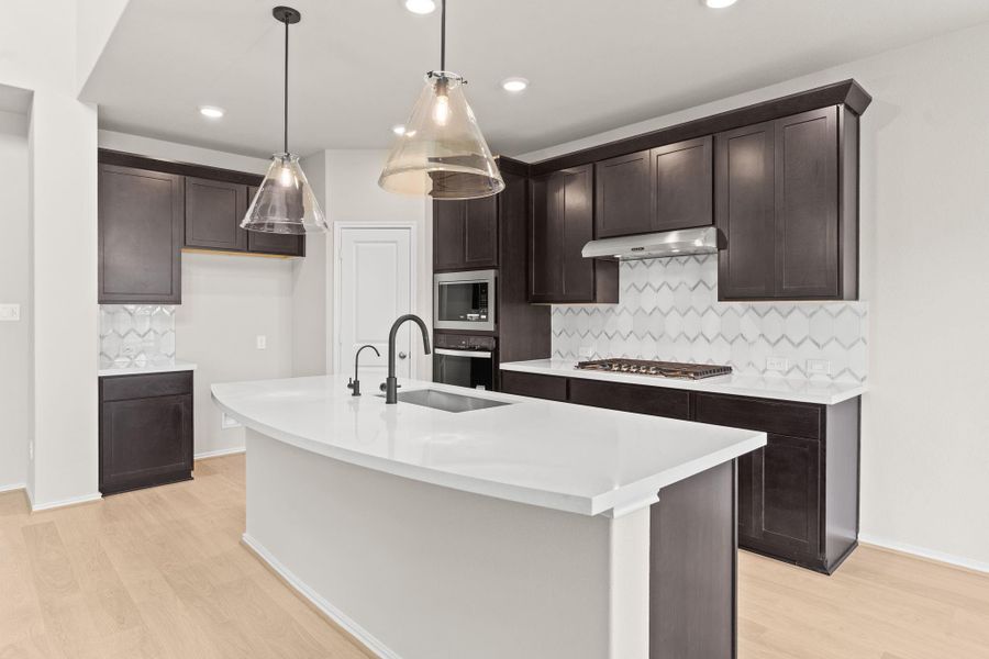Furnished interior view inside a new home in Candela, Richmond (Image 7).