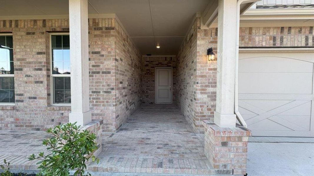 Exterior details and patio area of a home in Morningstar, Fort Worth (Image 2).
