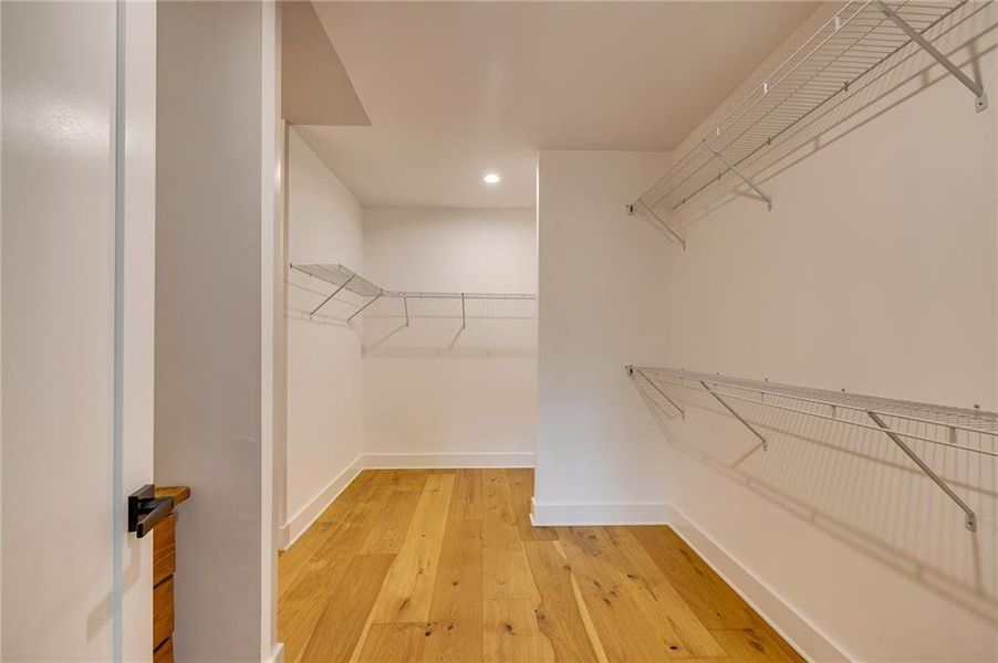 Spacious, unfurnished interior of a new home in , Atlanta (Image 19). Spacious, unfurnished interior of a new home in , Atlanta (Image 19).