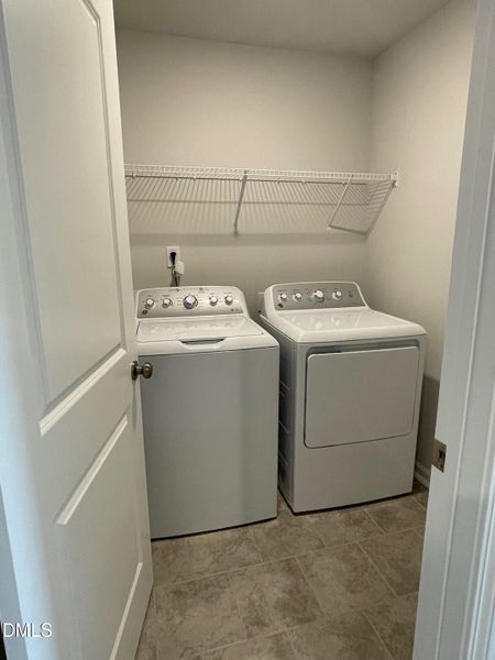 295 Laundry room - appliances included 295 Laundry room - appliances included