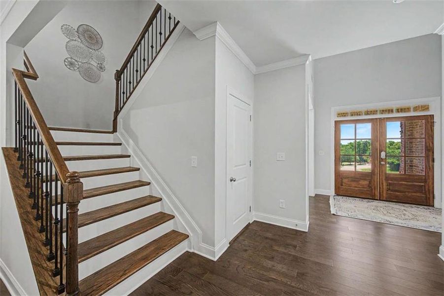 Spacious, unfurnished interior of a new home in The Estates at Hurricane Pointe, Douglasville (Image 20).