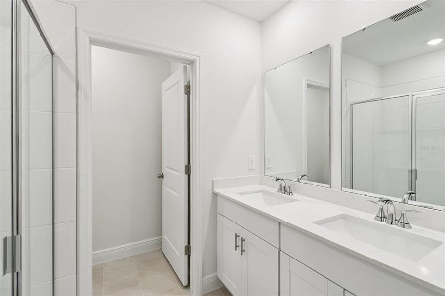 Furnished interior view inside a new home in The Reserve at Hammock Oaks - Classic Series, Lady Lake (Image 9). Furnished interior view inside a new home in The Reserve at Hammock Oaks - Classic Series, Lady Lake (Image 9).