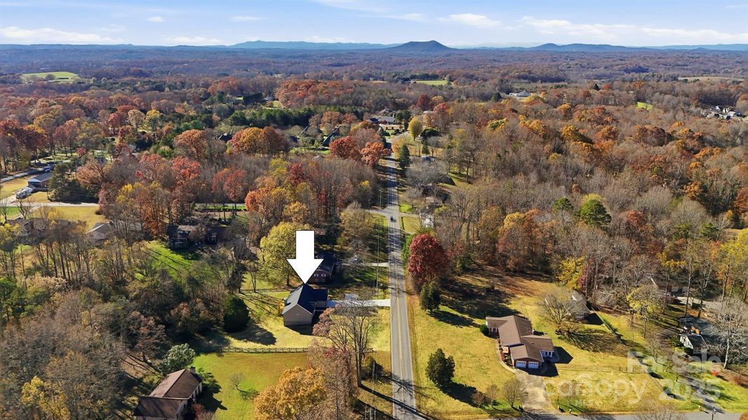 Image 43 of a home in .