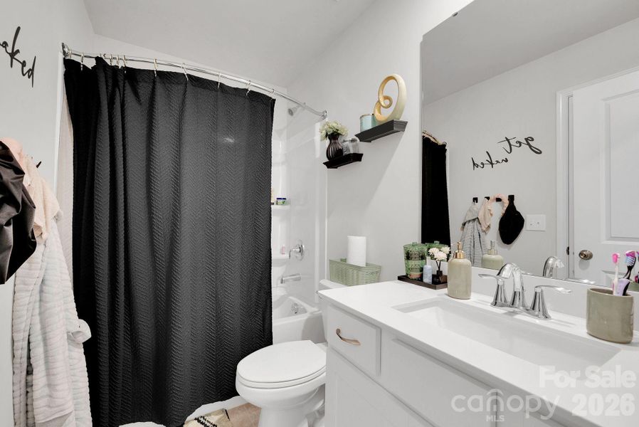 Furnished interior view inside a new home in Falls Cove at Lake Norman, Troutman (Image 32).