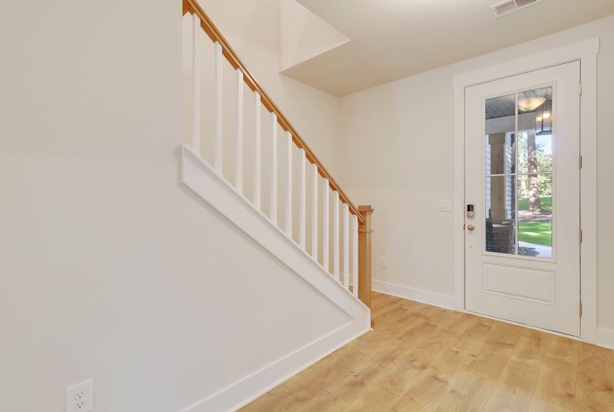 Argyle Entry Argyle Entry