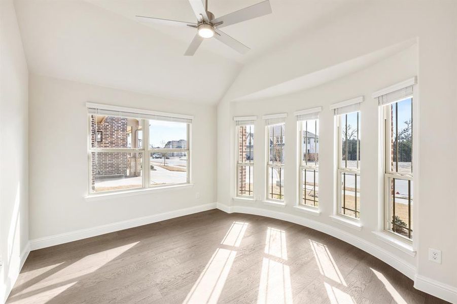Spacious, unfurnished interior of a new home in Liberty, Melissa (Image 19).