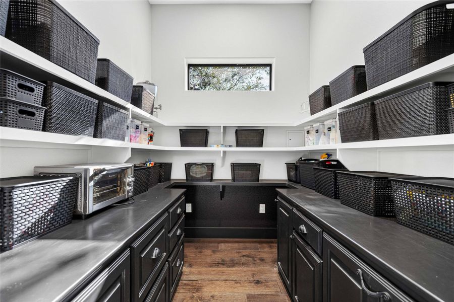 Furnished interior view inside a new home in , Marble Falls (Image 8).