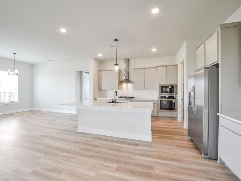 Furnished interior view inside a new home in Sierra Vista, Rosharon (Image 18).