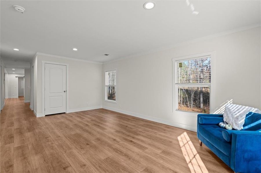 Spacious, unfurnished interior of a new home in , Bremen (Image 15). Spacious, unfurnished interior of a new home in , Bremen (Image 15).