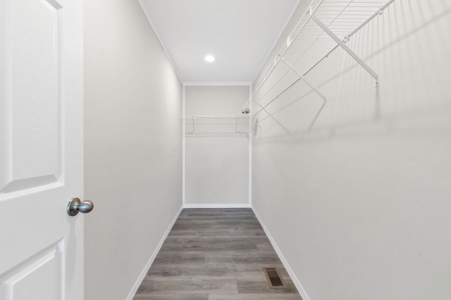 Image 38 of a home in .