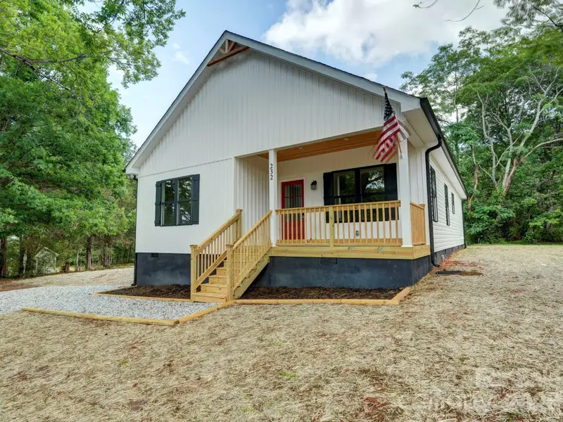 Exterior details and patio area of a home in , Mooresville (Image 17).