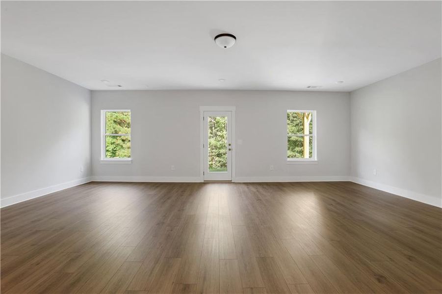 Spacious, unfurnished interior of a new home in Cambridge, Flowery Branch (Image 15). Spacious, unfurnished interior of a new home in Cambridge, Flowery Branch (Image 15).
