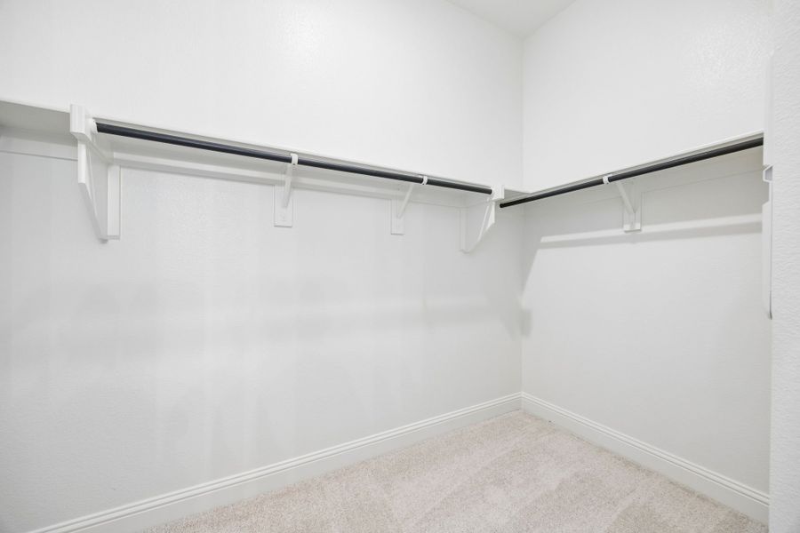 Spacious, unfurnished interior of a new home in Sheppard's Place, Waxahachie (Image 25). Spacious, unfurnished interior of a new home in Sheppard's Place, Waxahachie (Image 25).
