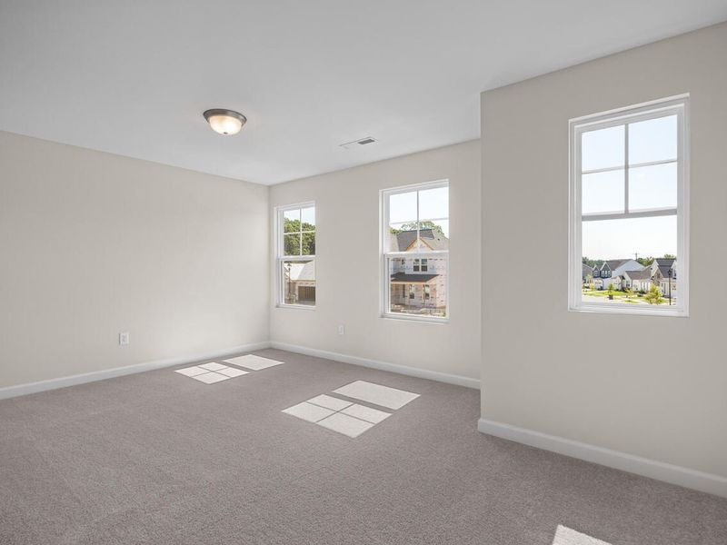 Spacious, unfurnished interior of a new home in Woodland Crossing, Zebulon (Image 21).