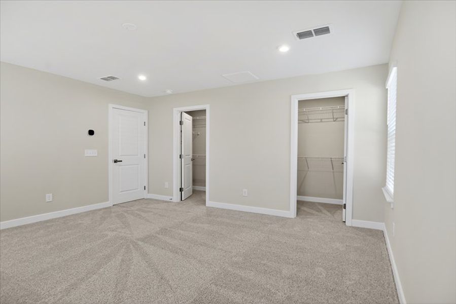 Spacious, unfurnished interior of a new home in Emory Park, Five Forks (Image 20).