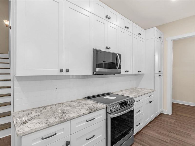 Furnished interior view inside a new home in , Griffin (Image 27).