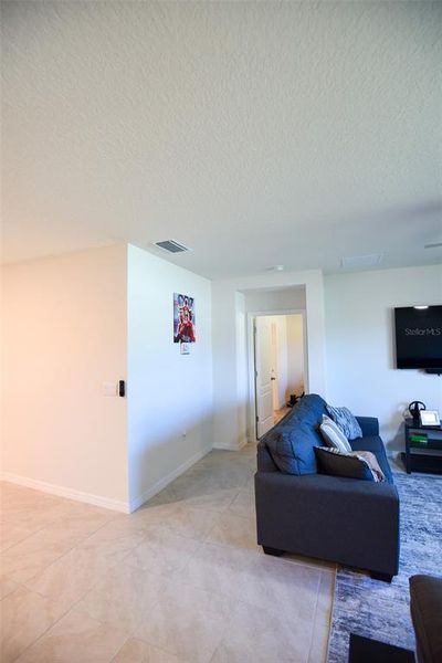 Image 50 of a home in Oak Leaf Preserve. Image 50 of a home in Oak Leaf Preserve.