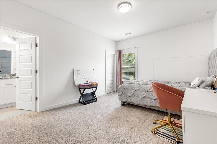 Furnished interior view inside a new home in Fireside Farms, Gainesville (Image 12).