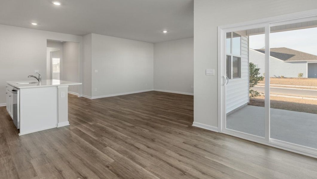 Representative unfurnished interior of a home built from the ARIA by D.R. Horton in Halls Landing, Bolivia (Image 16). Representative unfurnished interior of a home built from the ARIA by D.R. Horton in Halls Landing, Bolivia (Image 16).