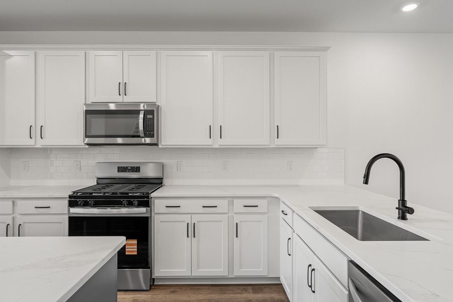 4br New Home in Smyrna, TN.  - Slide 13