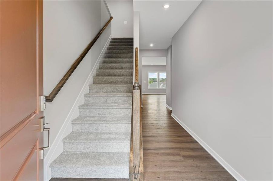 Spacious, unfurnished interior of a new home in Crossvine Estates, Braselton (Image 37).