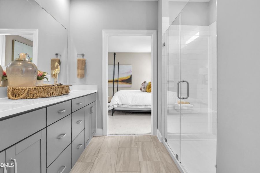 P_RAL_FAL_Mackintosh_Model_INT_PBTH_5