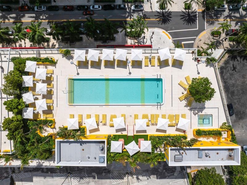 Community amenities in , Miami (Image 19).