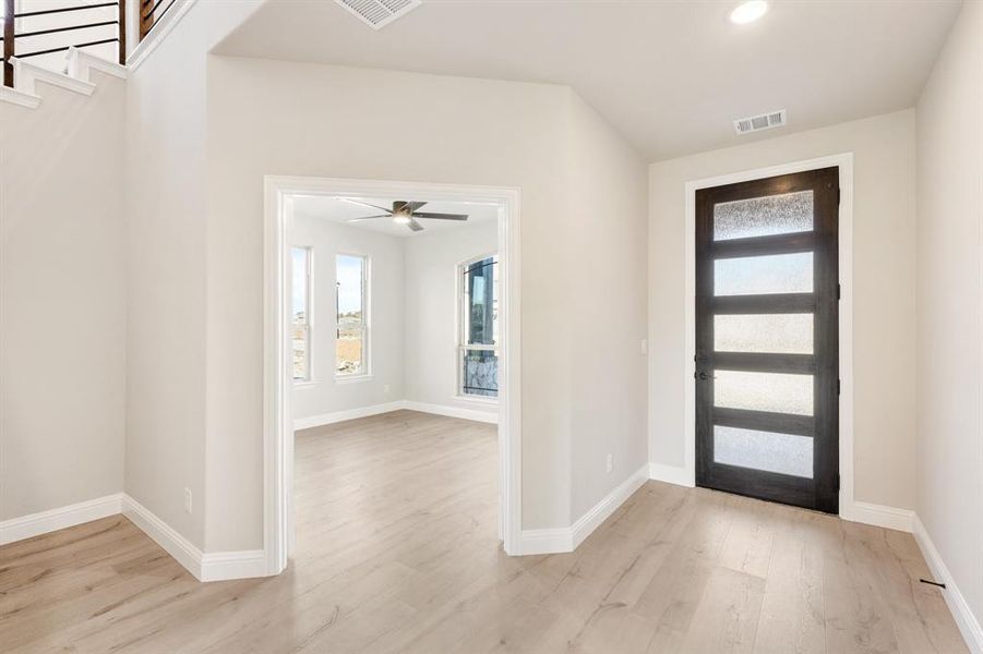 Spacious, unfurnished interior of a new home in Anderson Crossing, Trenton (Image 18). Spacious, unfurnished interior of a new home in Anderson Crossing, Trenton (Image 18).