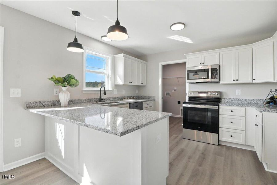 11-73 Grace Pond Ave-11 11-73 Grace Pond Ave-11