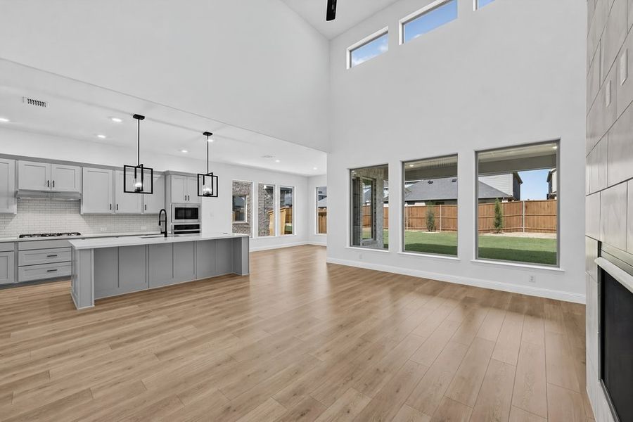 Spacious, unfurnished interior of a new home in South Oak, Lakewood Village (Image 14). Spacious, unfurnished interior of a new home in South Oak, Lakewood Village (Image 14).