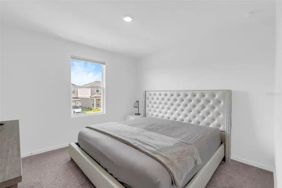Furnished interior view inside a new home in , Minneola (Image 16).