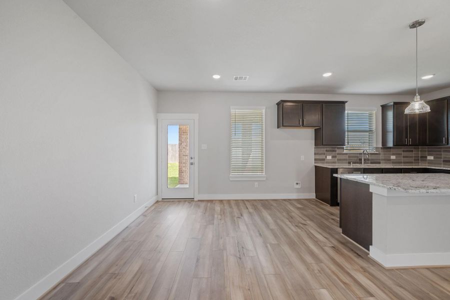 This breakfast nook is not just a place to eat; it’s where memories are made, flavors are explored, and everyday life becomes a little more beautiful. This breakfast nook is not just a place to eat; it’s where memories are made, flavors are explored, and everyday life becomes a little more beautiful.