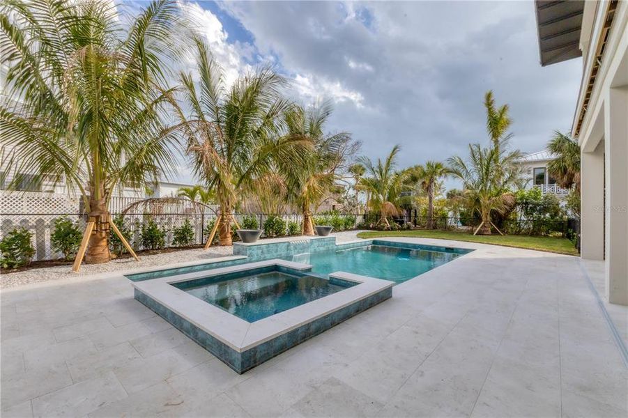 Exterior details and patio area of a home in , Boca Grande (Image 30).