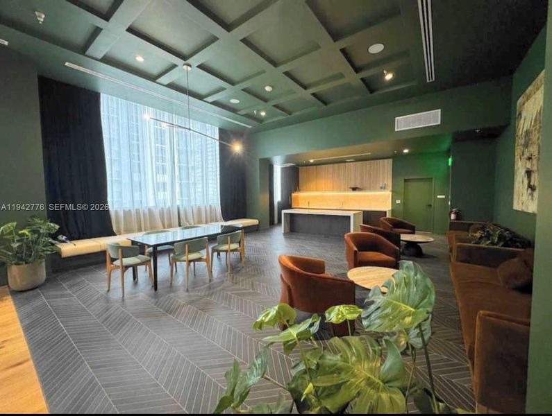 Community amenities in , Miami (Image 5).