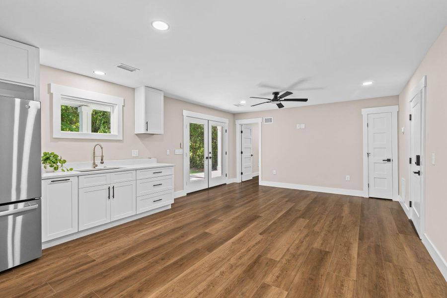Spacious, unfurnished interior of a new home in , Charleston (Image 52). Spacious, unfurnished interior of a new home in , Charleston (Image 52).