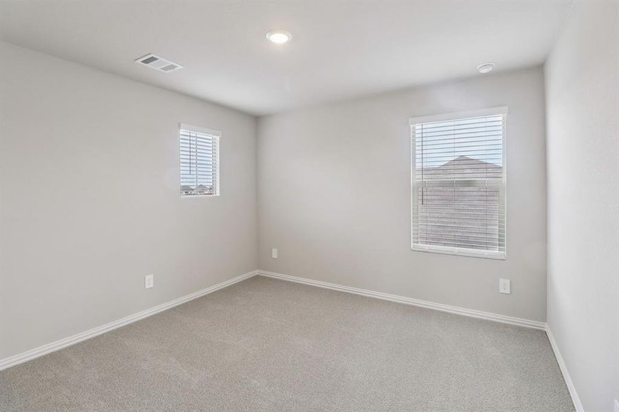 Spacious, unfurnished interior of a new home in Lakehaven - Spring Series, Farmersville (Image 27).