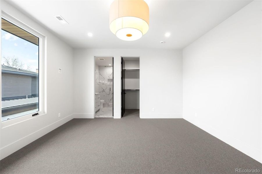 Spacious, unfurnished interior of a new home in , Denver (Image 29).