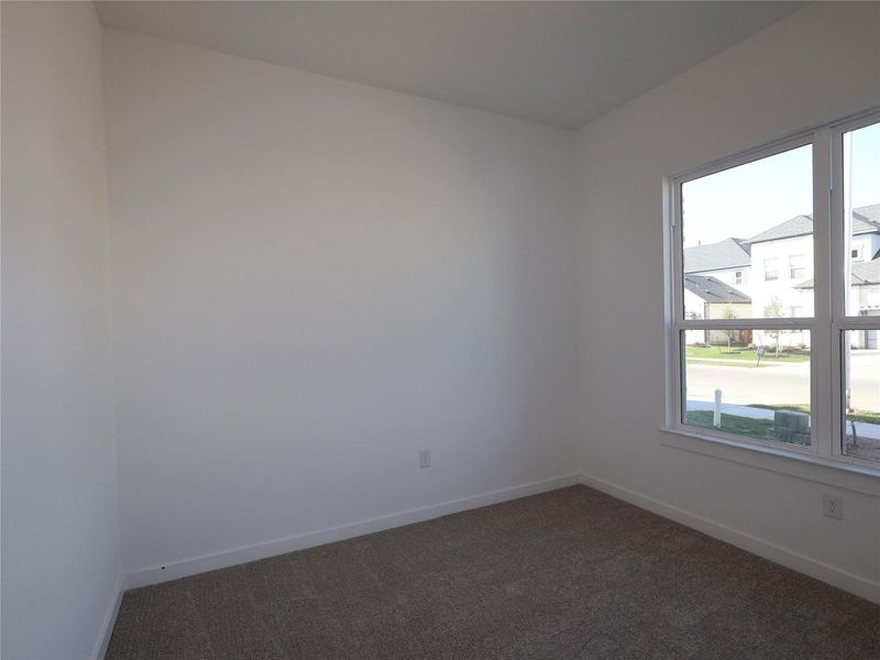 Spacious, unfurnished interior of a new home in Barksdale, Leander (Image 25).